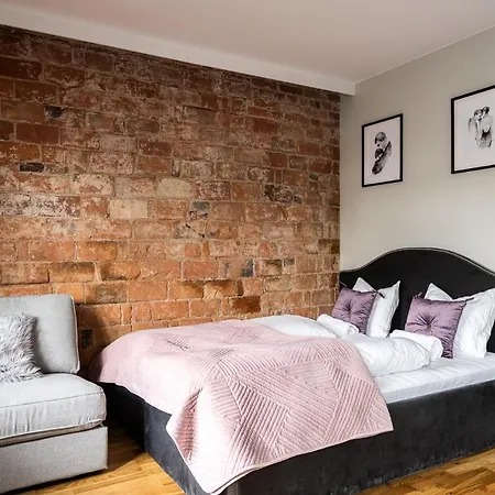 Rentplanet - Rydygiera Apartmán